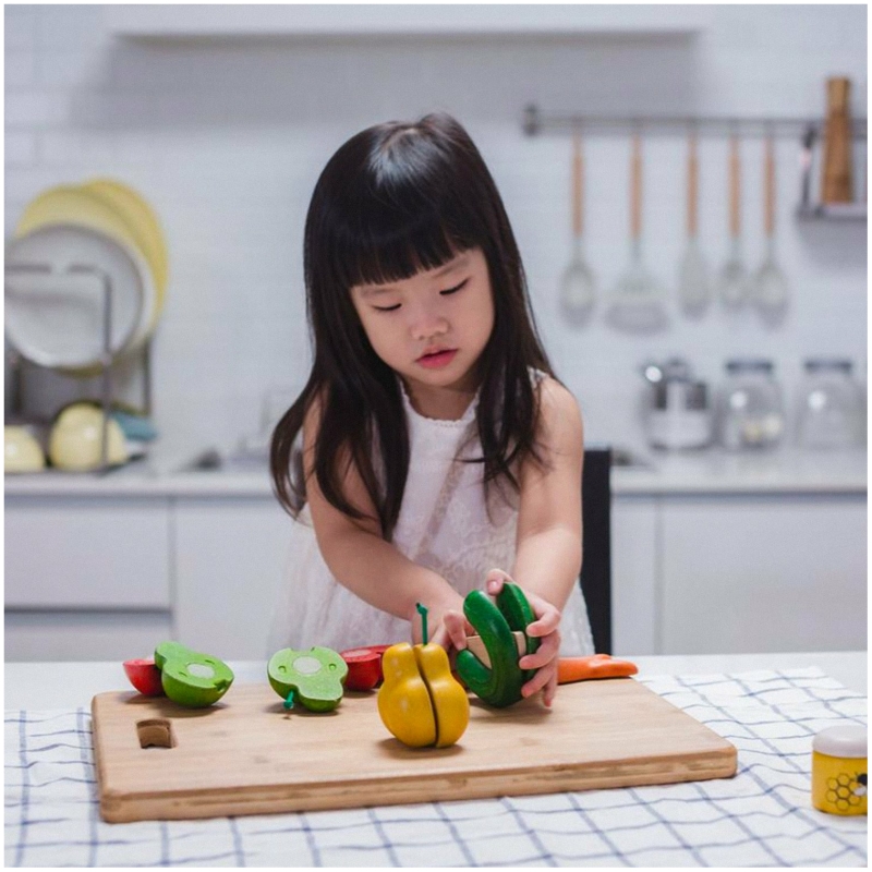 Juguete set de frutas y verduras imperfectas plan toys