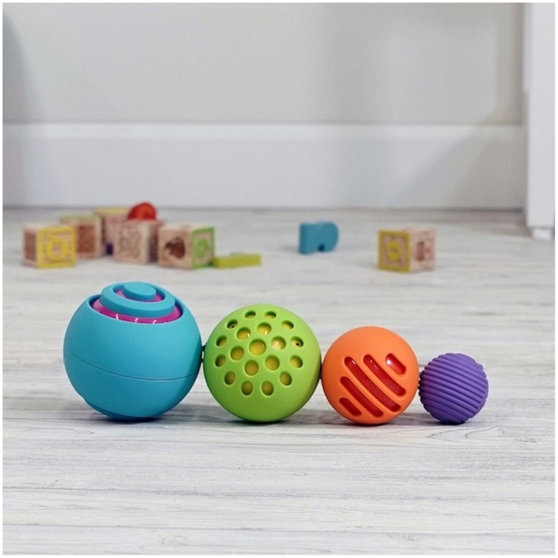 Pelotas sensoriales anidables y unidas oombee ball